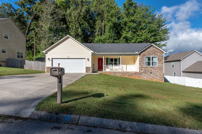 627 Coronado Crest Rd, Maryville, TN 37804
