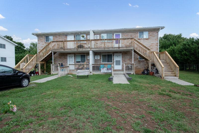 627 Grant St, Alcoa, TN 37701