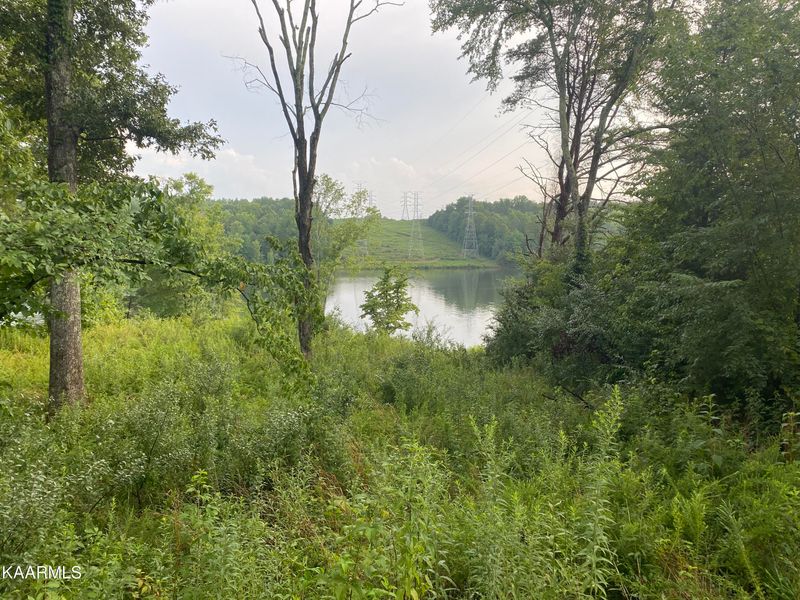 628630 Emory River Rd, Harriman, TN 37748