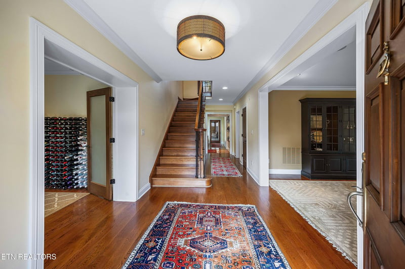 629 Kenesaw Ave, Knoxville, TN 37919
