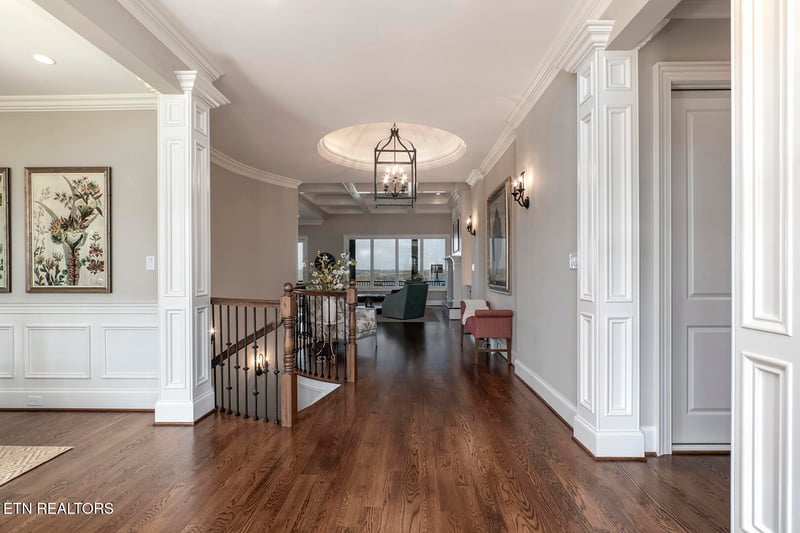 629 Southern Way, Lenoir City, TN 37772