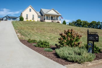 629 Winding Creek Way, Walland, TN 37886