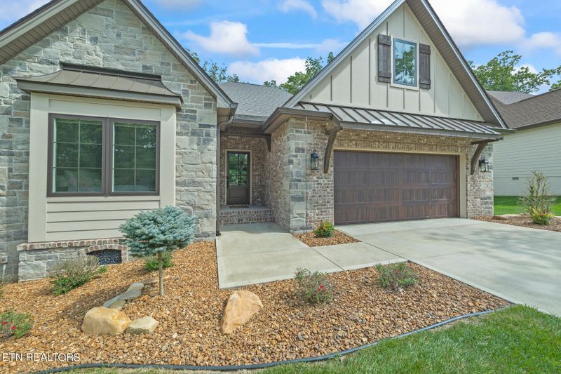 63 Oak Leaf Cir, Fairfield Glade, TN 38558