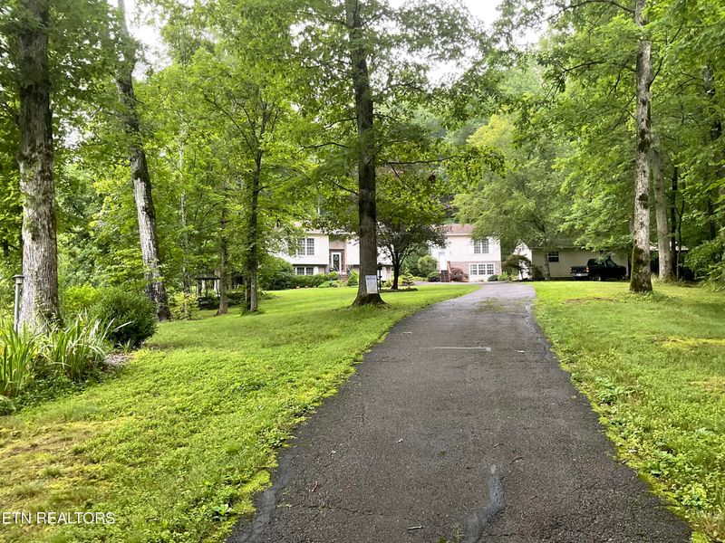630 - 632 Bush Rd, Clinton, TN 37716