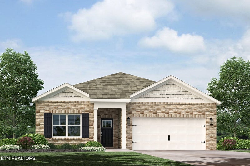630 Claiborne Dr, Clinton, TN 37716