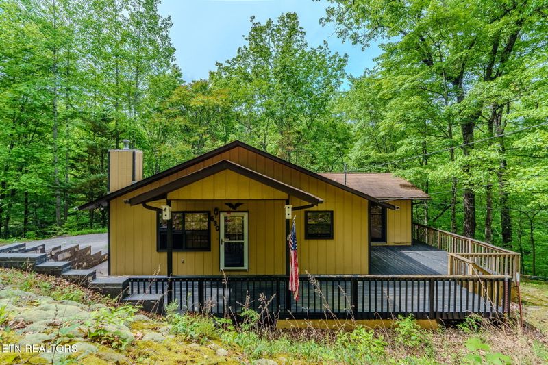 630 Pinemont Dr, Pigeon Forge, TN 37863