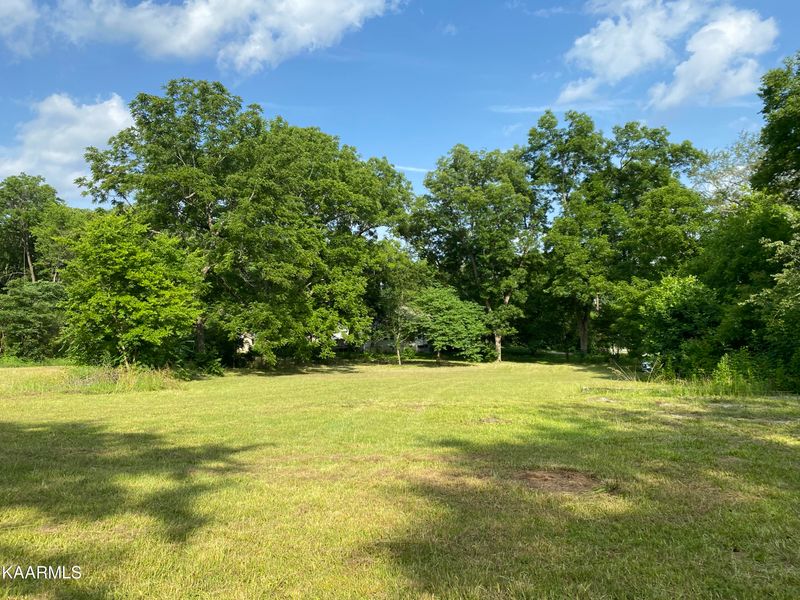 630 Red Mill Rd, Farragut, TN 37934