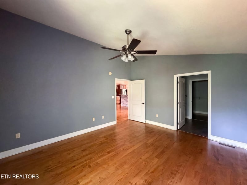 630 Rockhouse Rd, Kodak, TN 37764