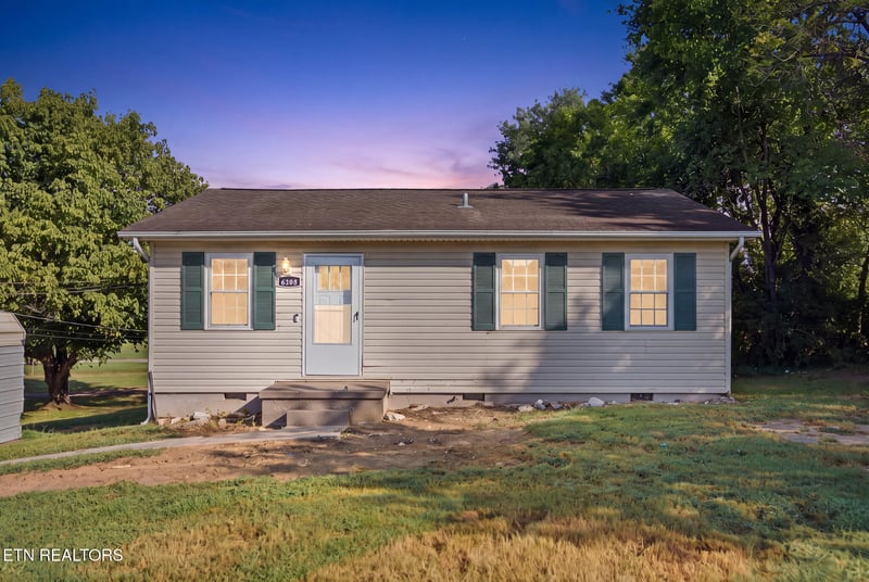 6305 Strawberry Plains Pike, Knoxville, TN 37914