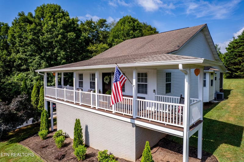 631 Abbey Way, Friendsville, TN 37737