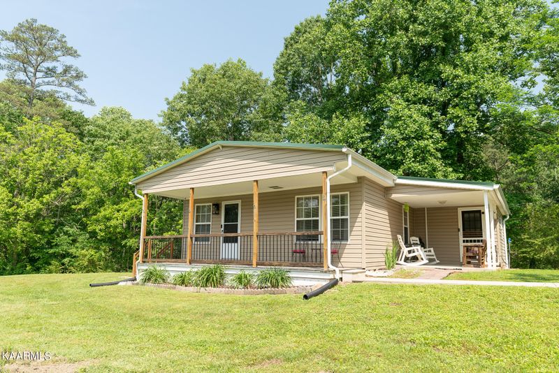 631 Butler Mill Rd, Oliver Springs, TN 37840