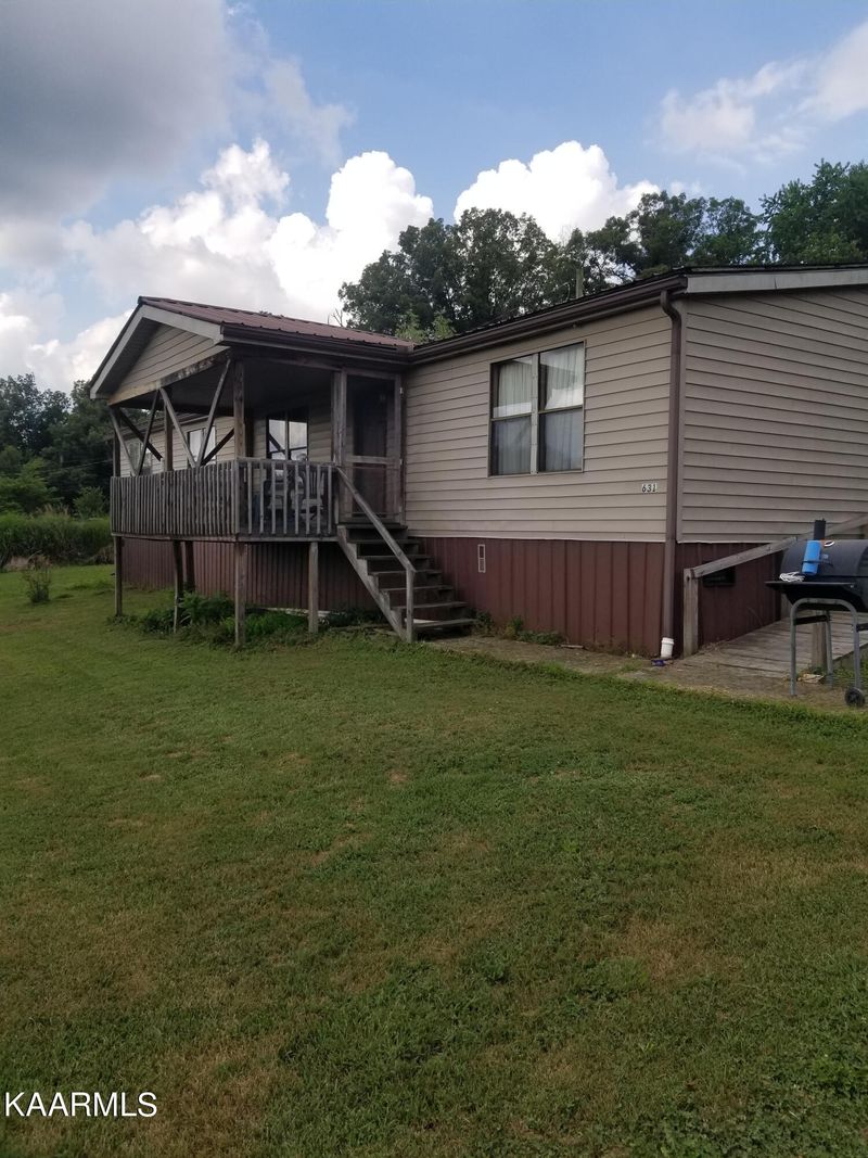 631 Island Ford Rd, Lancing, TN 37770