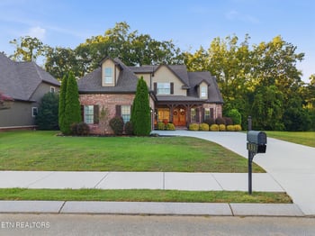 631 Karch Dr, Maryville, TN 37803