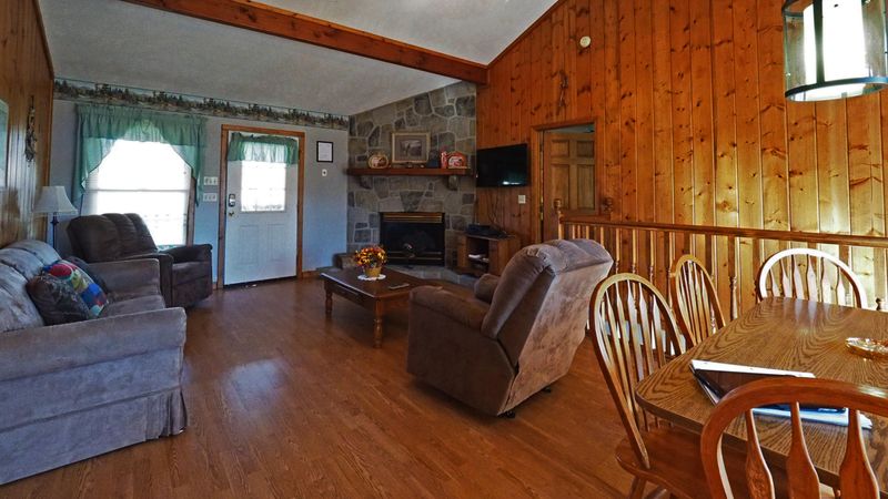 631 Kings Hills Blvd, Pigeon Forge, TN 37863