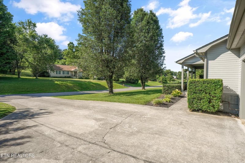 6319 Ruggles Dr, Knoxville, TN 37924