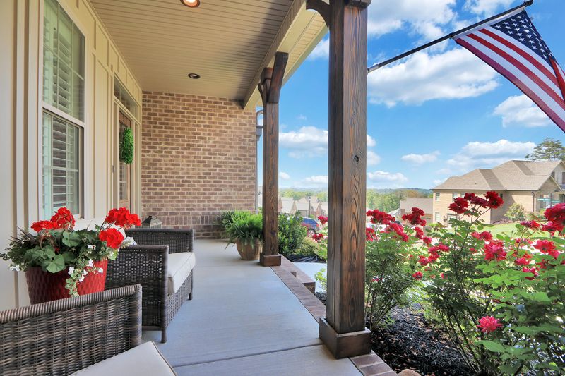 632 Blowing Rock Ln, Knoxville, TN 37922