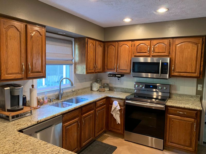 632 Hickory Woods Rd, Knoxville, TN 37934