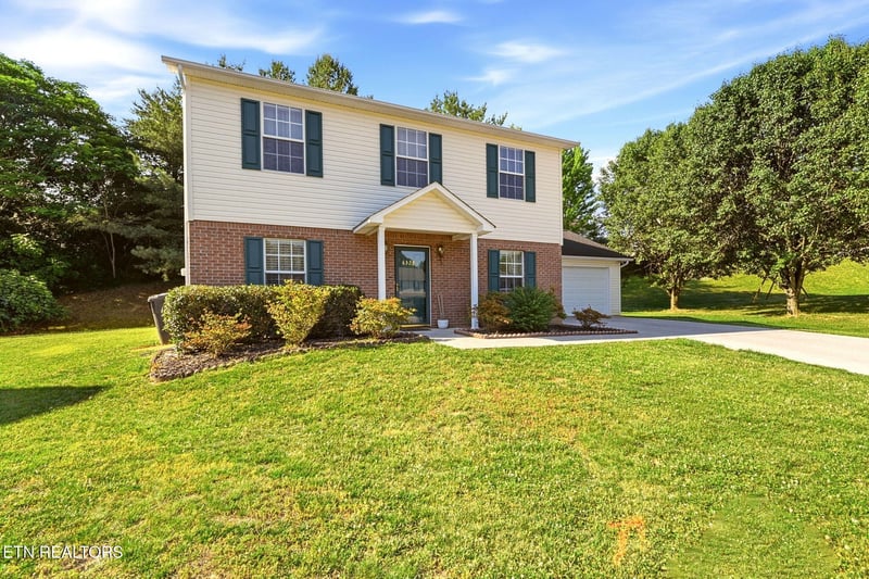 6328 Beehive Ln, Knoxville, TN 37923