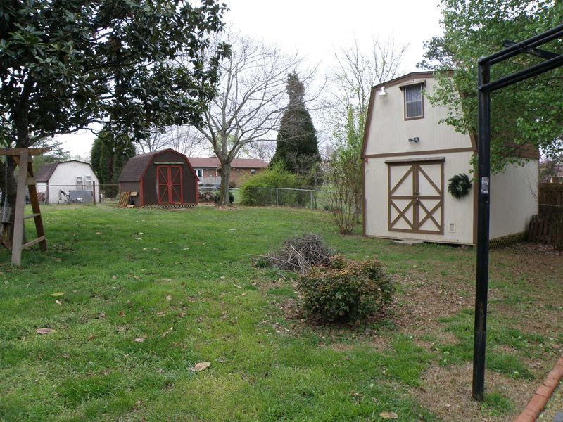 633 Catalpa St, Seymour, TN 37865