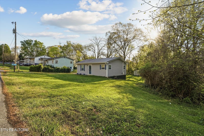633 S Fairmont Ave, Morristown, TN 37813