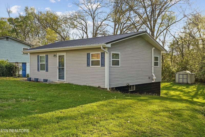 633 S Fairmont Ave, Morristown, TN 37813