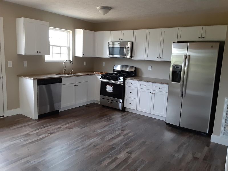 633 Sharp Rd, Sevierville, TN 37876