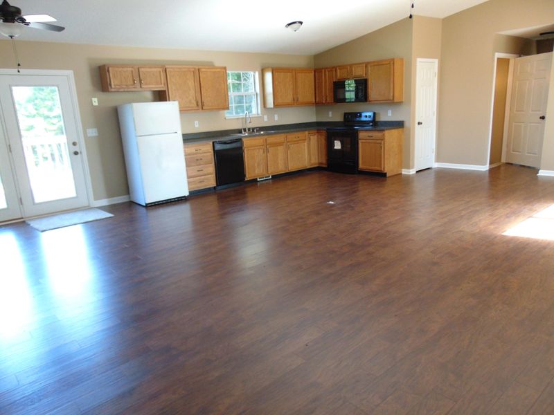 633 Skyline Dr, Harriman, TN 37748