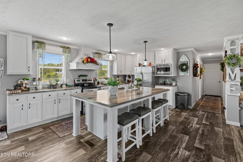 6330 Old Russellville Pike, Russellville, TN 37860