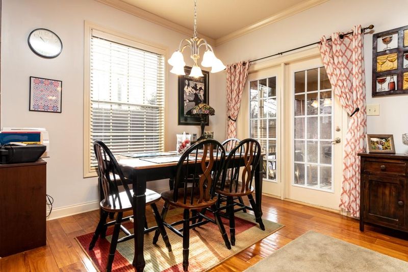 6331 Daisy Pointe Ln, Knoxville, TN 37920