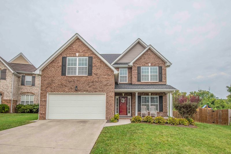 6332 E Mcmillan Creek Dr, Knoxville, TN 37924