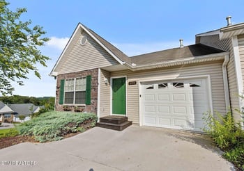 6334 Sky Song Ln, Knoxville, TN 37914