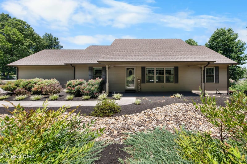 6336 Lanier Rd, Maryville, TN 37801