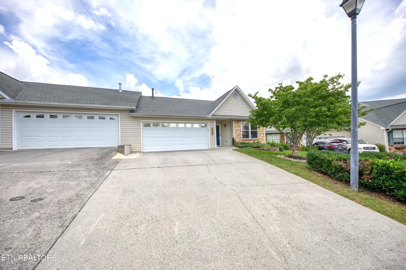6339 Sky Song Ln, Knoxville, TN 37914