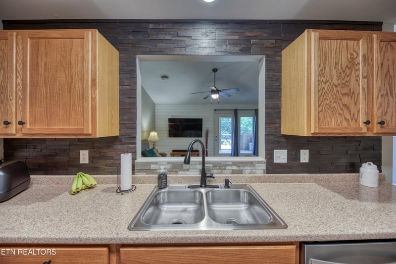 6339 Sky Song Ln, Knoxville, TN 37914
