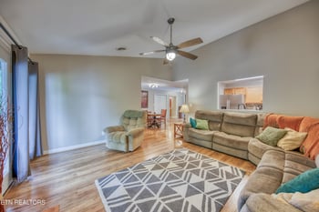 6339 Sky Song Ln, Knoxville, TN 37914