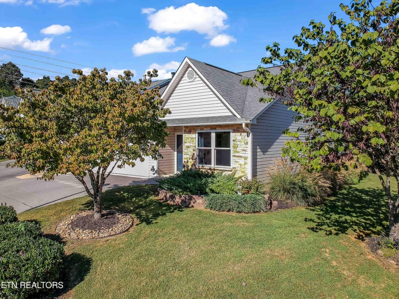 6339 Sky Song Ln, Knoxville, TN 37914