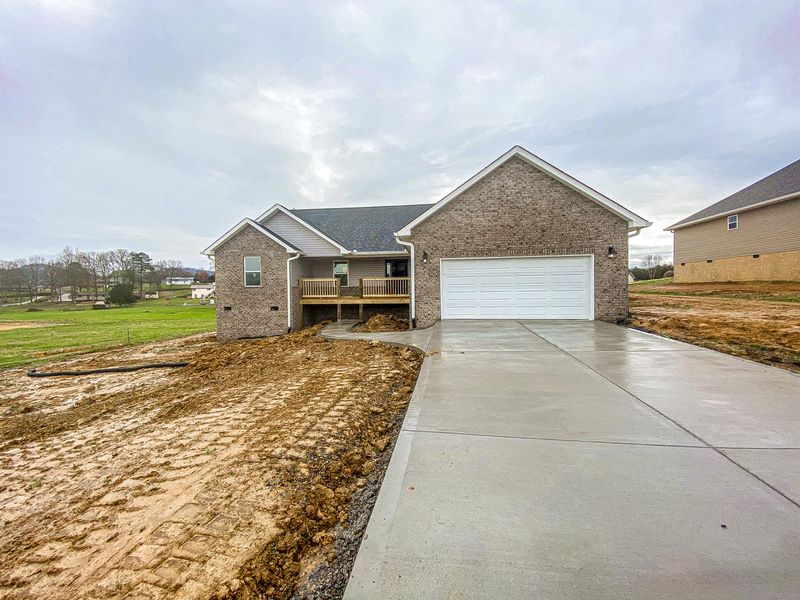 634 Bryce View Ln, Sevierville, TN 37876