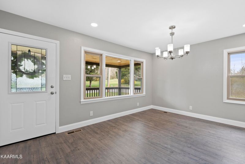 634 Deaderick Rd, Knoxville, TN 37920