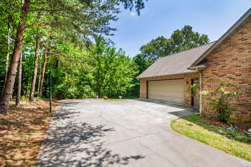 634 Hinkle Rd, Seymour, TN 37865