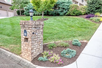 634 Oak Cove Ln, Knoxville, TN 37922
