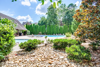 634 Oak Cove Ln, Knoxville, TN 37922