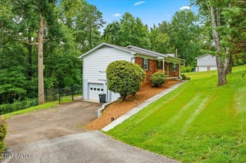 6341 Gateway Ln, Knoxville, TN 37920