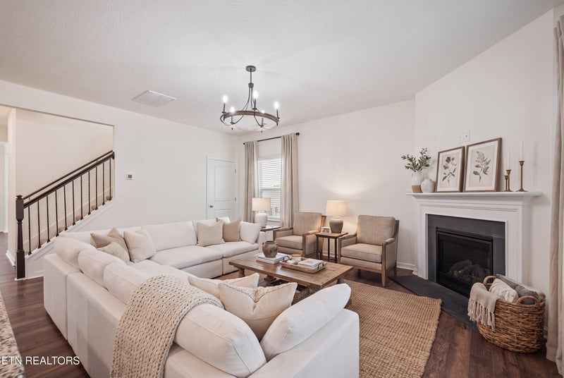 6341 Night Time Dr, Knoxville, TN 37931