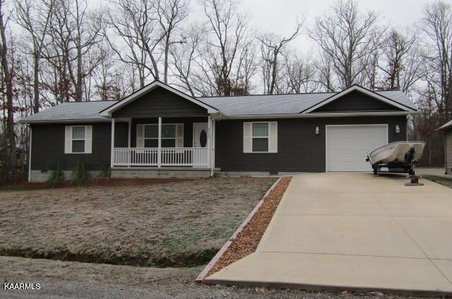 6343 Osage Rd, Crossville, TN 38572