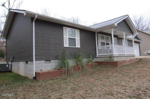 6343 Osage Rd, Crossville, TN 38572