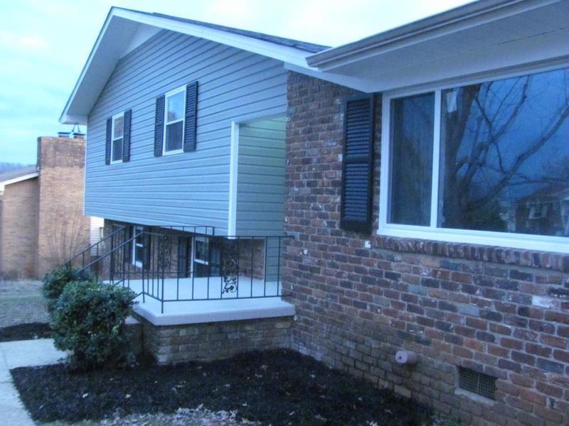 6345 Bowstring Tr, Knoxville, TN 37920