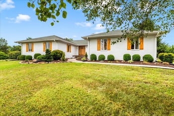636 Mannela Dr, Strawberry Plains, TN 37871