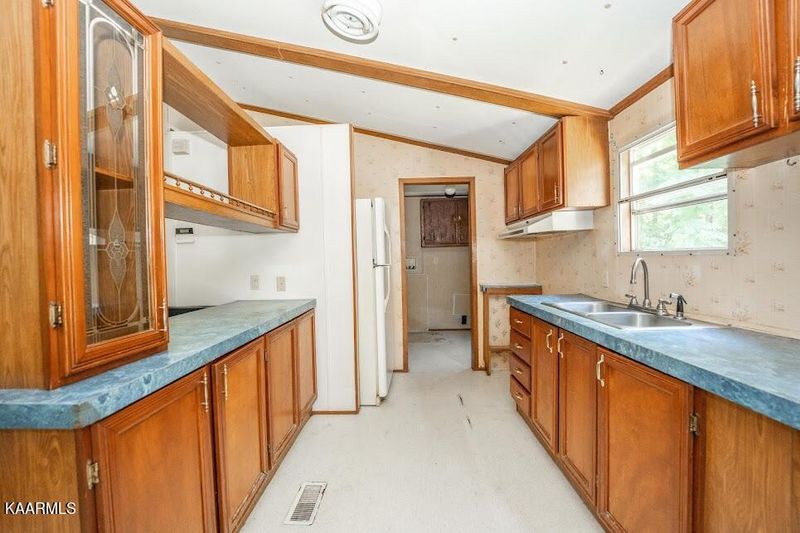 636 Never Fail Rd, Sparta, TN 38583
