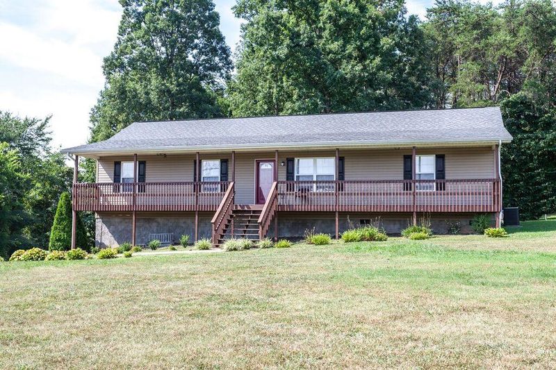 636 Stout Town Rd, Blaine, TN 37709