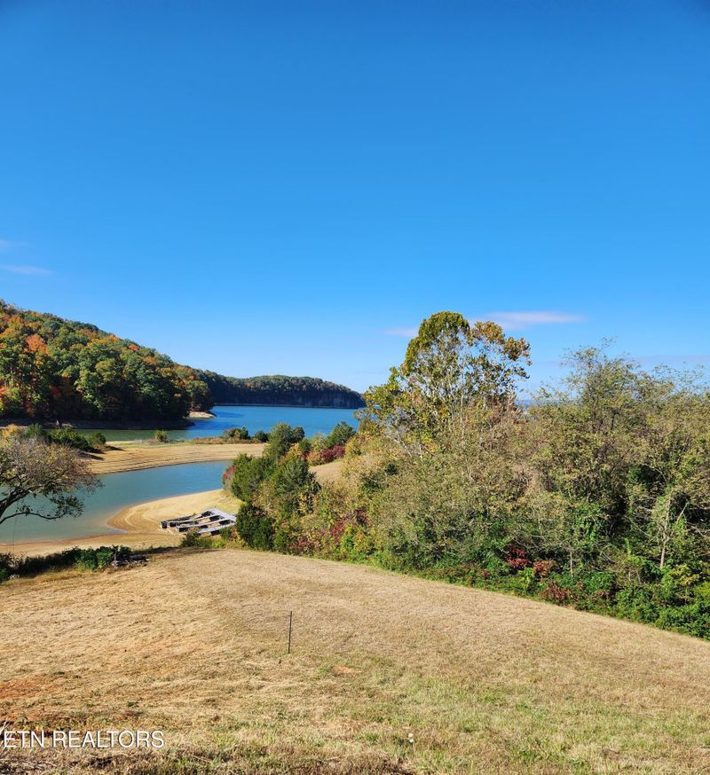 6369 Coves Edge Tr, Russellville, TN 37860